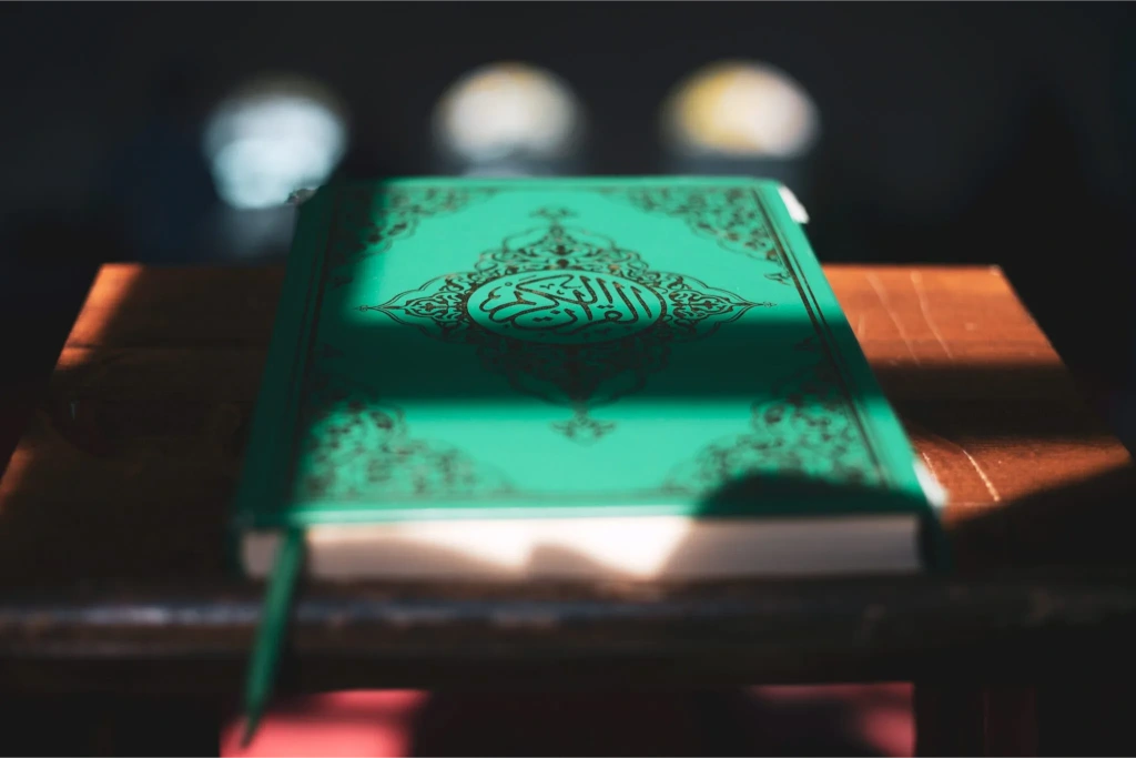 the holy book quran 2025 03 06 01 37 16 utc 2048x1365.jpg 1